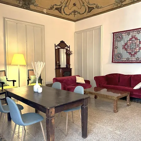 Centro Storico-marina Free Parking, Wifi,netflix * Palermo